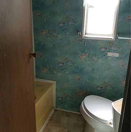 5th image of 872 Pueblo Cir