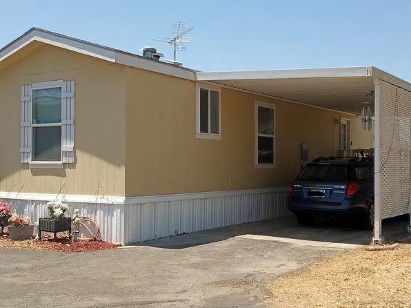 2400 W Midvalley Avenue #J3, Visalia, CA 93277