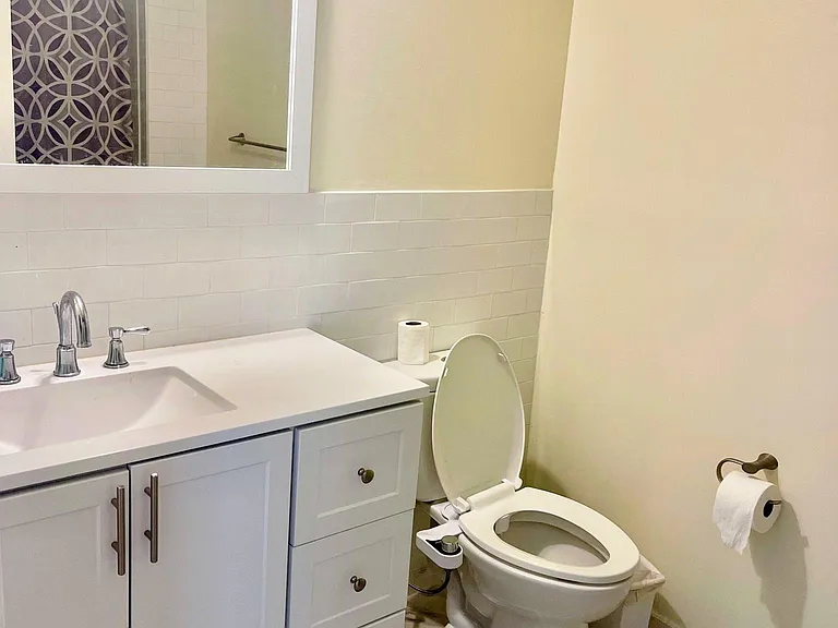 10 Sayre Dr — Photo 13
