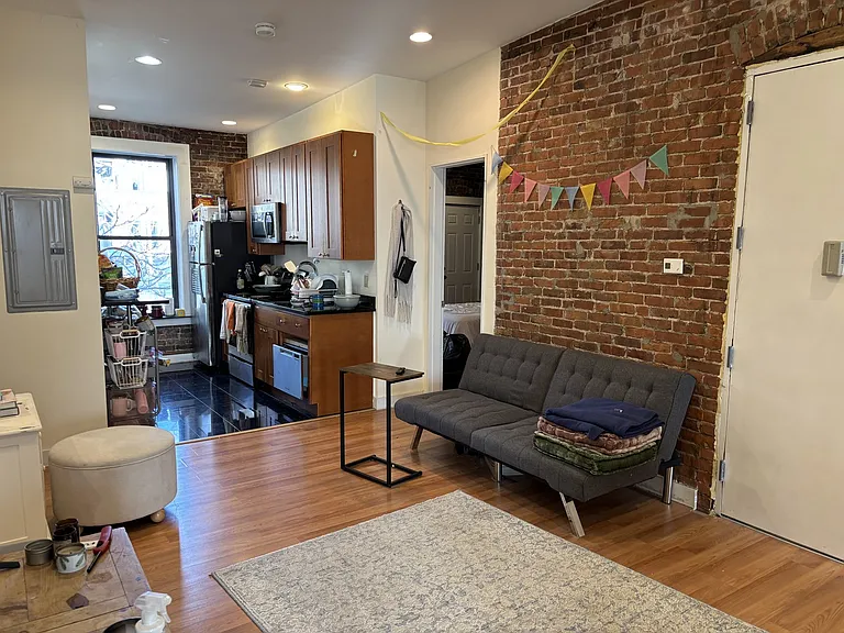 17 Cortes St #5 — Photo 9