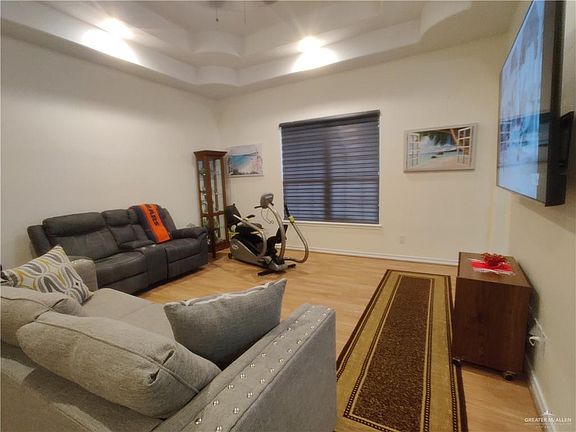 3rd image of 2108 E Esperanza Ave
