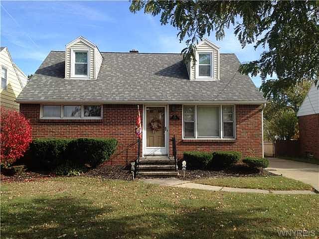 1st image of 164 Woodcrest Dr