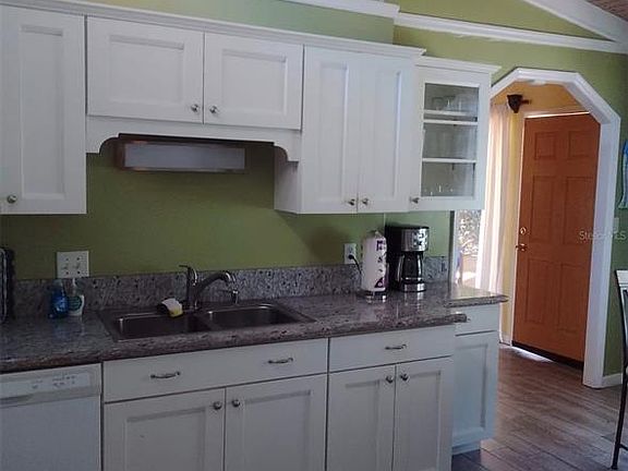 4th image of 9434 Bear Lake Rd