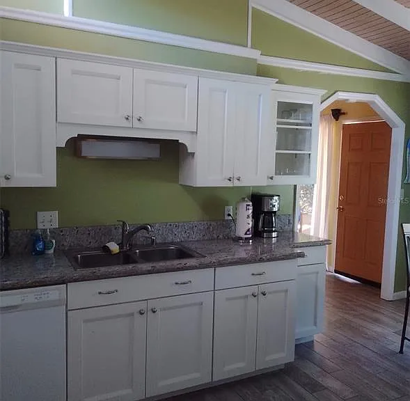 9434 Bear Lake Rd — Photo 4