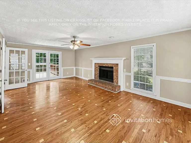 4611 Pine Harbor Ct NE — Photo 6