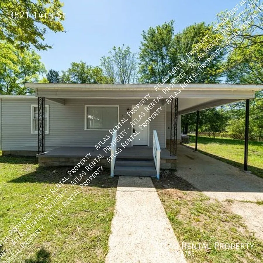 Cute & Comfortable Newly Renovated 3BR Home with a Warm Feel- Move in Ready! — Photo 1