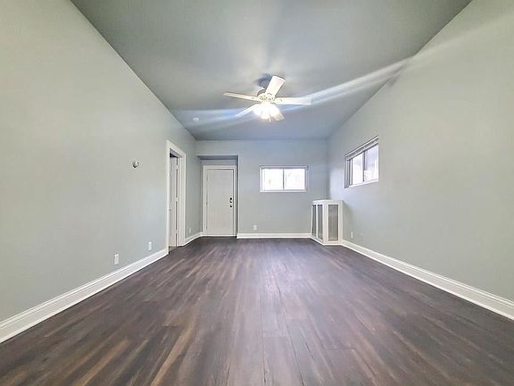 3rd image of 3453 N Oakland Ave #A
