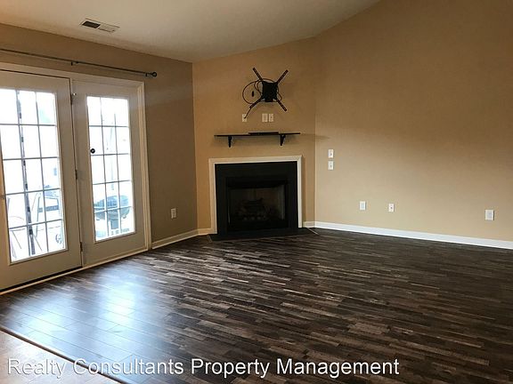 5th image of 2816 Wild Poplar Way