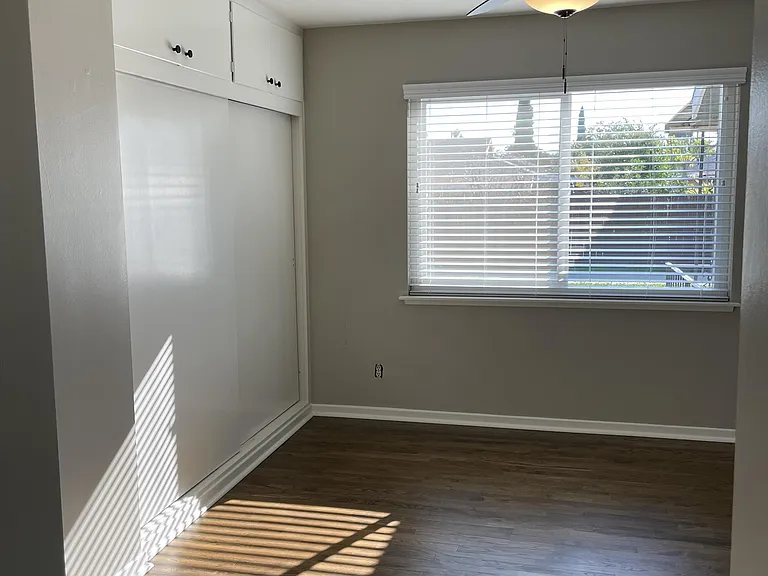 2634 Balfour Ave — Photo 25
