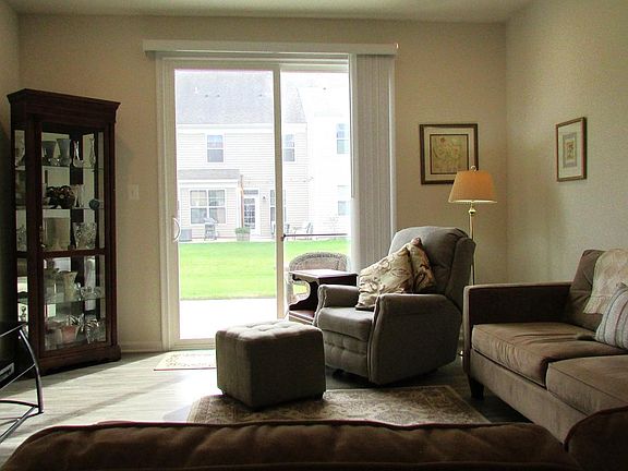 5th image of 29635 Cobblestone Way