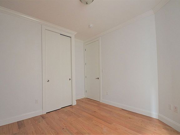 2nd image of 554 W 148th St #23