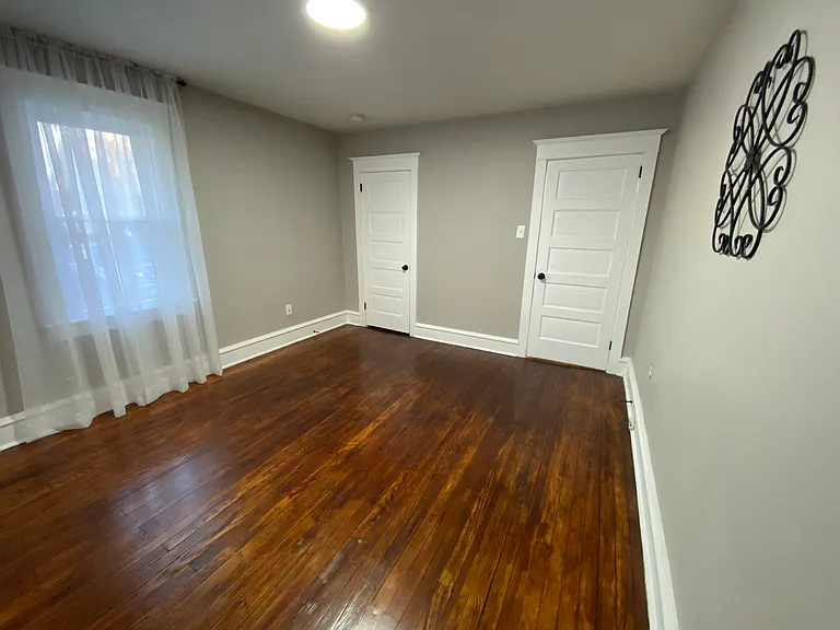 50 Lupton Ave — Photo 12