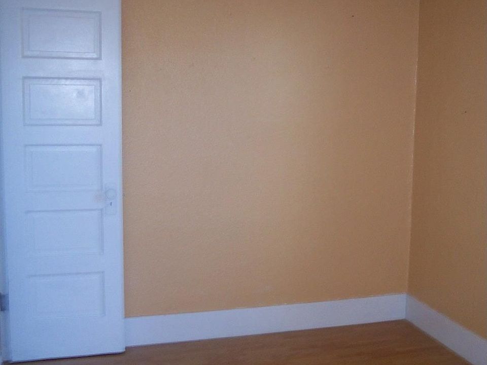 2nd image of 2019 E Marshall Ave
