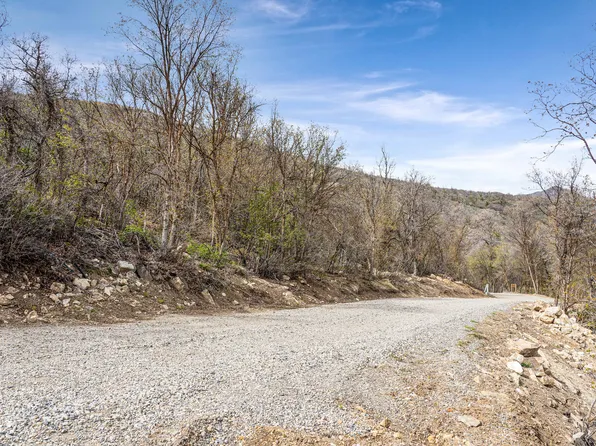 1212 N Aspen Dr, Midway, UT 84049