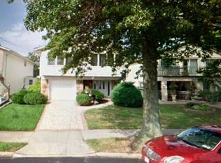 7 Berglund Ave, Staten Island, NY 10314