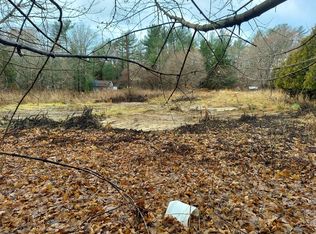 16 Cross St, Plympton, MA 02367