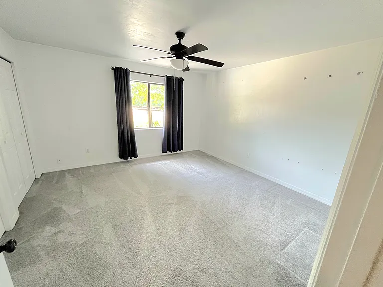 4717 SW 69th Ter — Photo 26