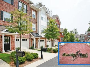 1148 Glenridge Pl #1008, Sandy Springs, GA 30342