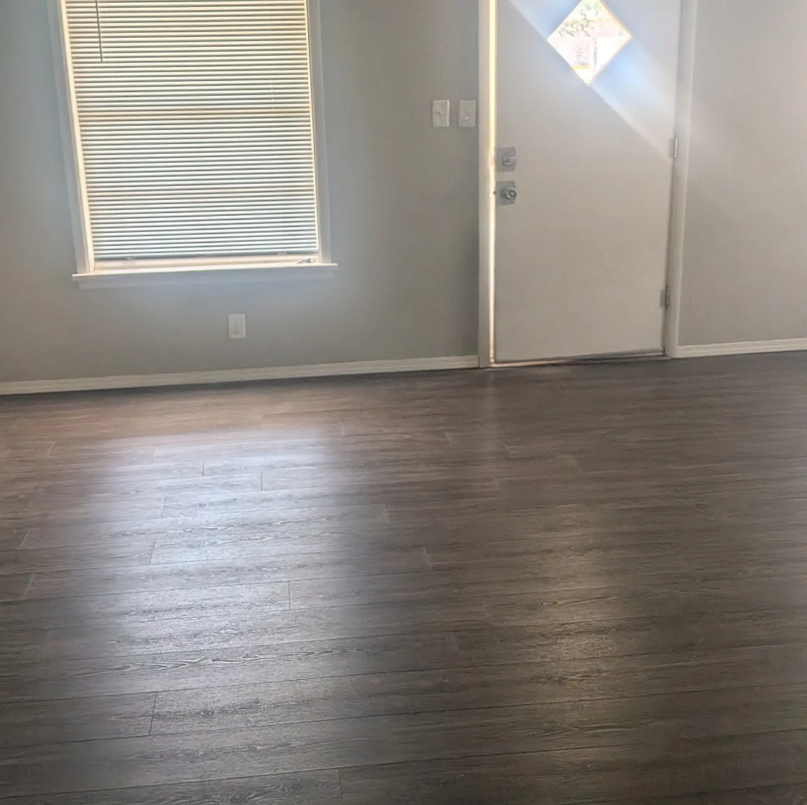 2 bed, 850 sqft, $800 — Photo 3
