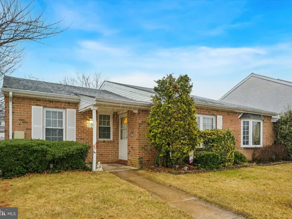 5721 Cavalier Ct #W, Bensalem, PA 19020