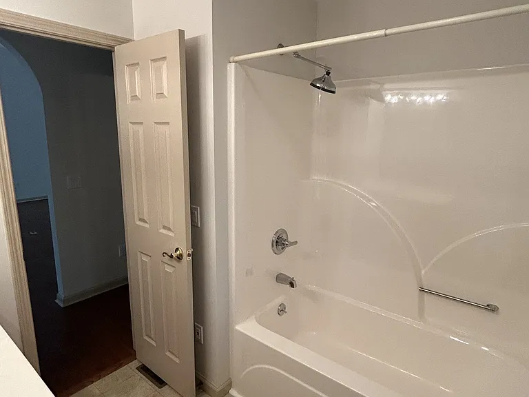 129 Ivy Ln — Photo 21