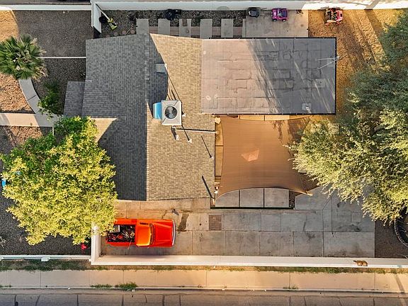 3rd image of 2547 W ADAMS Street