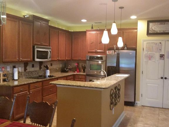 2nd image of 3925 Cedar Bluff Ln