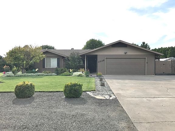 2nd image of 2338 Wainwright Pl