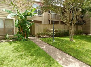 9327 Pagewood Ln, Houston, TX 77063