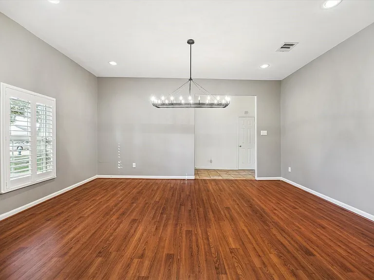 6215 Cheena Dr — Photo 5