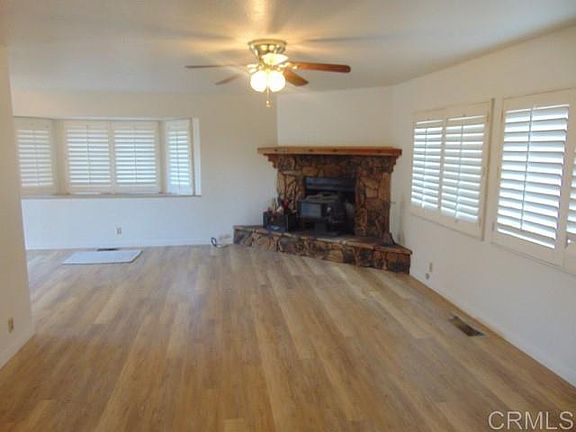 3rd image of 2209 Mahogany Ln