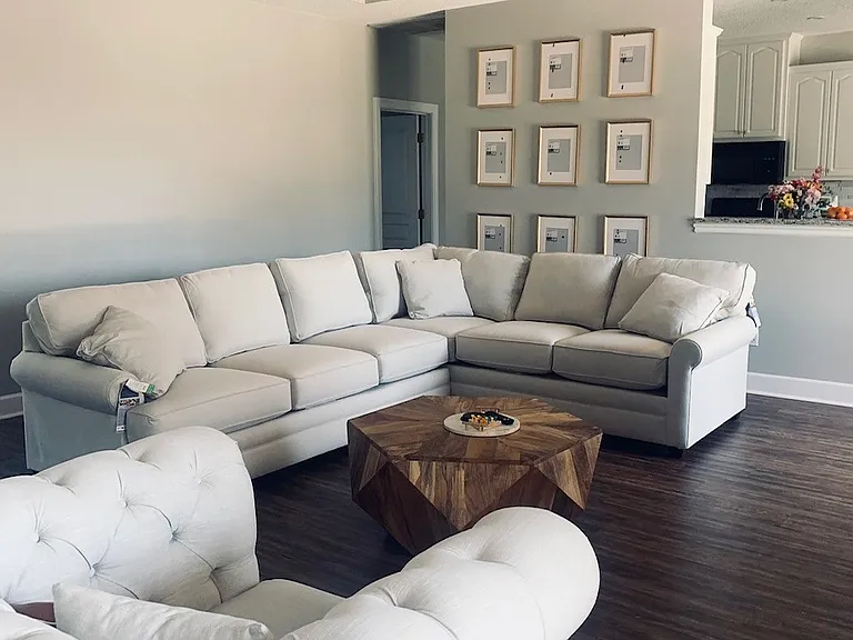 504 Eton Dr — Photo 4