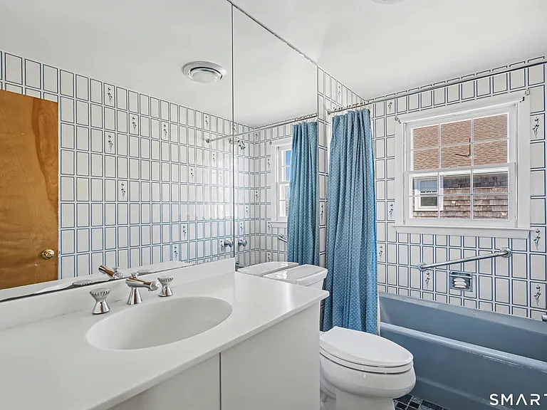 217 W Shore Ave — Photo 21