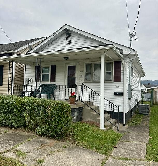 1st image of 2105 Hancock Street