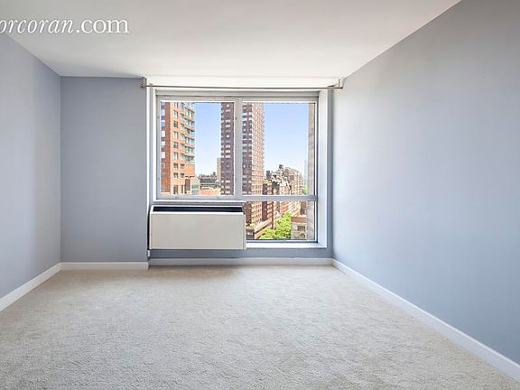 5th image of 1965 Broadway APT 15E