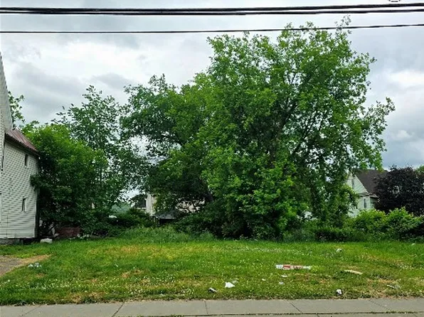 36 Robinson St, Binghamton, NY 13901