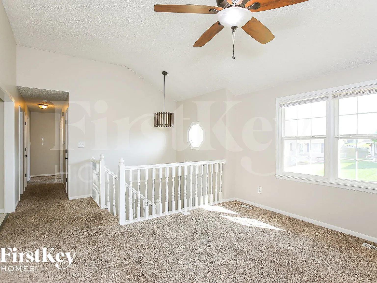 3 bed, 2.0 bath, 1551 sqft, $2,240 — Photo 4