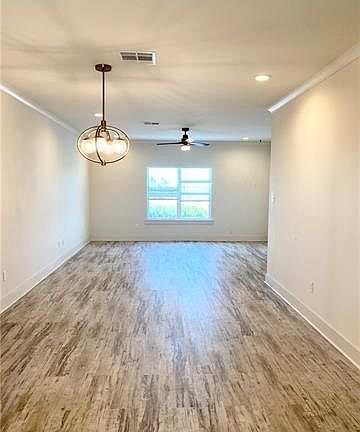 2nd image of 217 Marina Rd