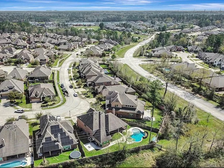 5227 Preserve Park Dr — Photo 42