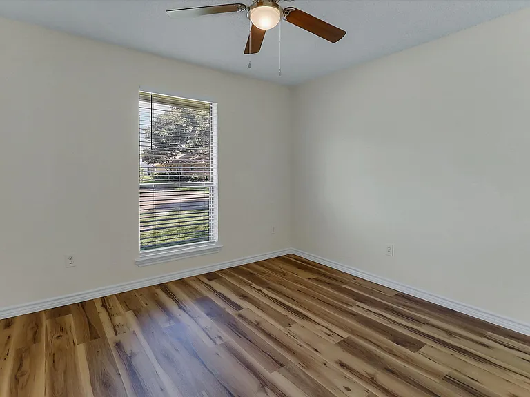 3133 Landover Dr — Photo 16