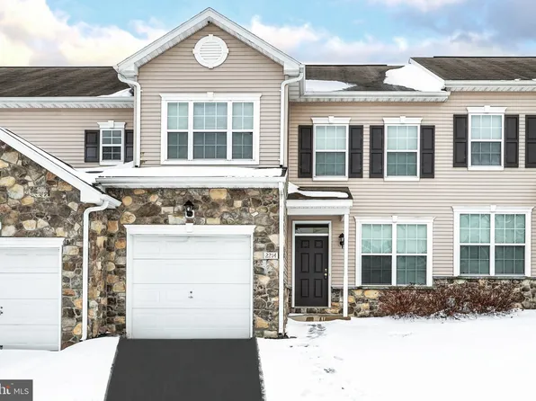 2214 Live Oak Ln #2214, York, PA 17406