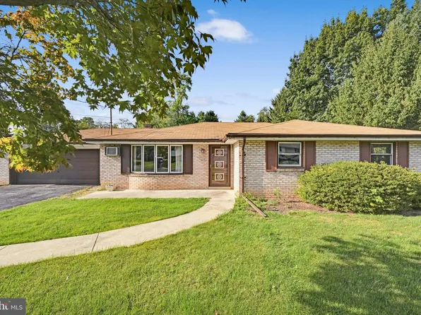 1151 Kochenderfer Rd, Lebanon, PA 17046