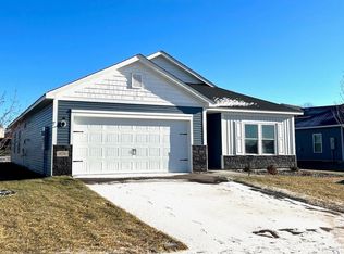 18741 Ivanhoe St NW, Elk River, MN 55330
