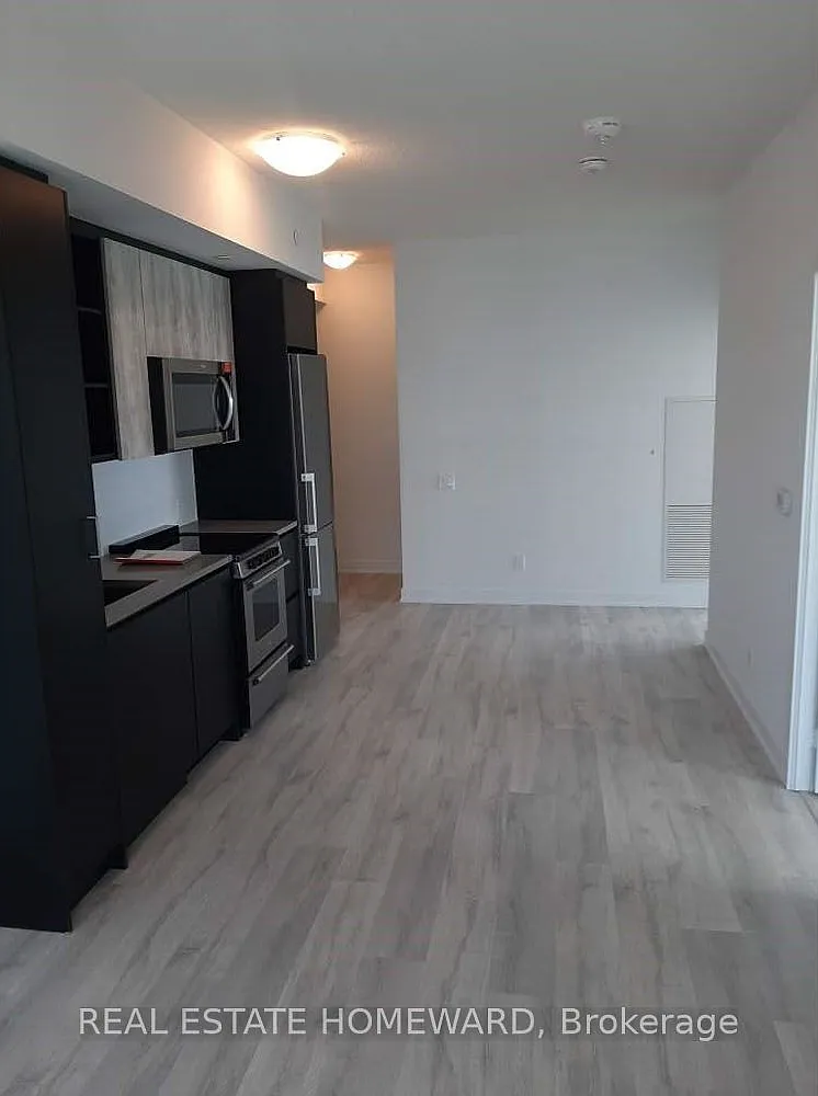 Phoenix Condos — Photo 4