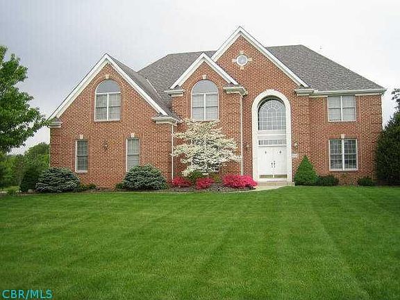 2nd image of 6926 Lakeside Ct