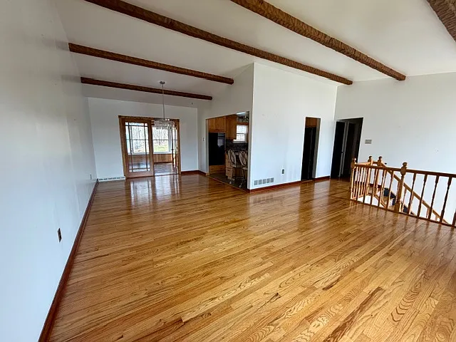 629 Berwick Court - 1 — Photo 4