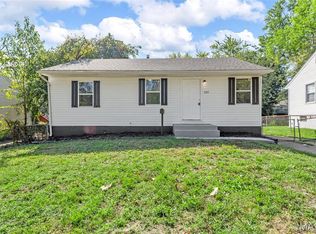 320 Lanark Rd, Saint Louis, MO 63137