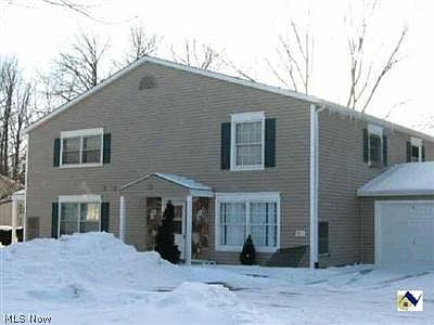 1st image of 300 Canterbury Ln