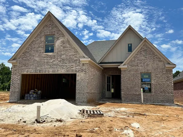 90 Downy Birch Cv, Oakland, TN 38060
