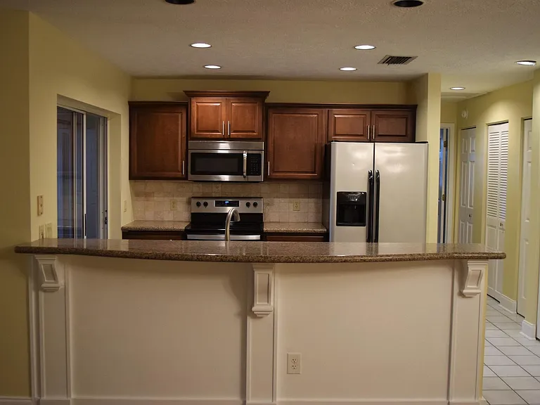 2965 Poplar Ave — Photo 15